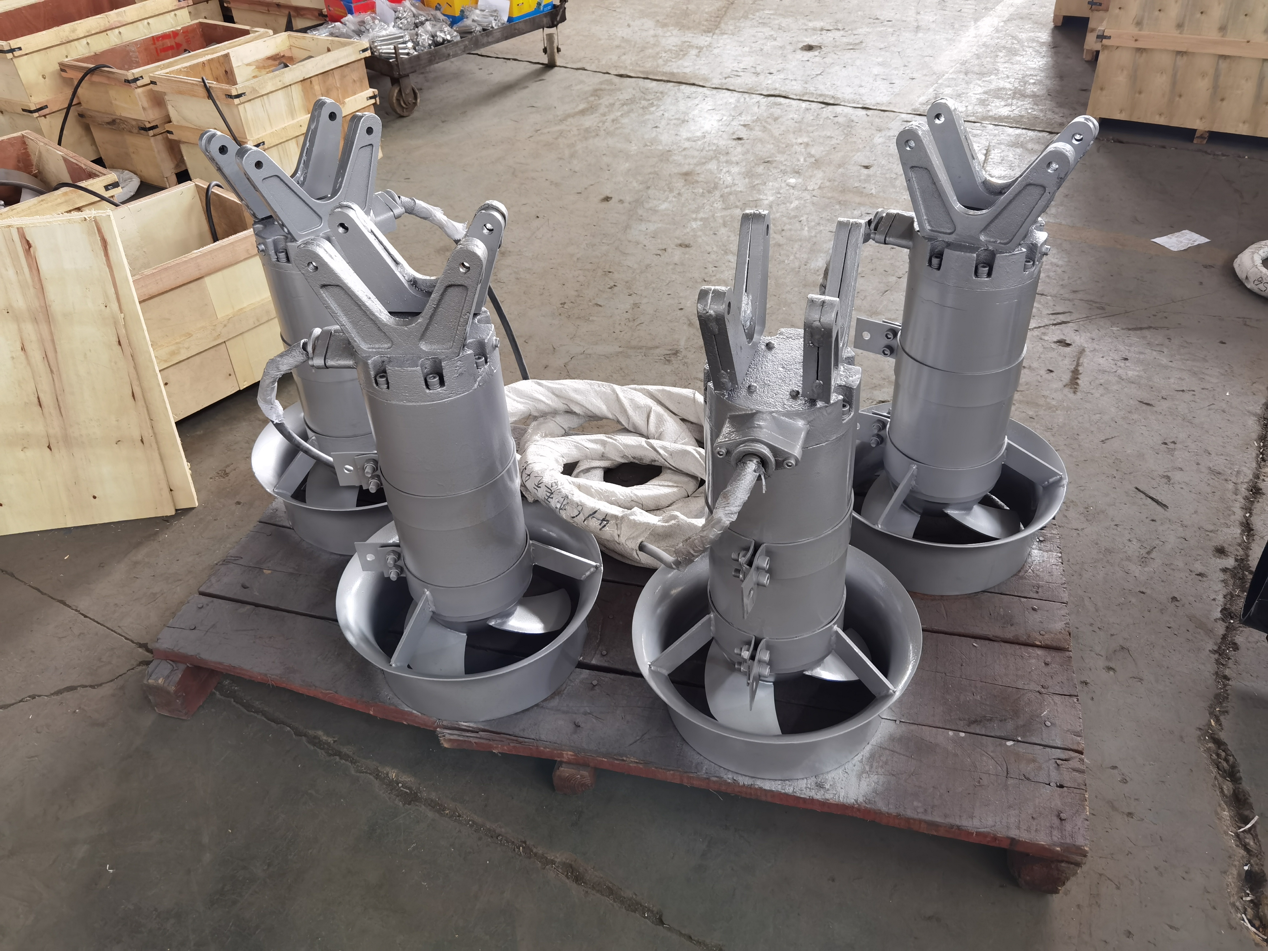 分享全鑄件潛水?dāng)嚢铏C(jī)使用注意事項(xiàng)