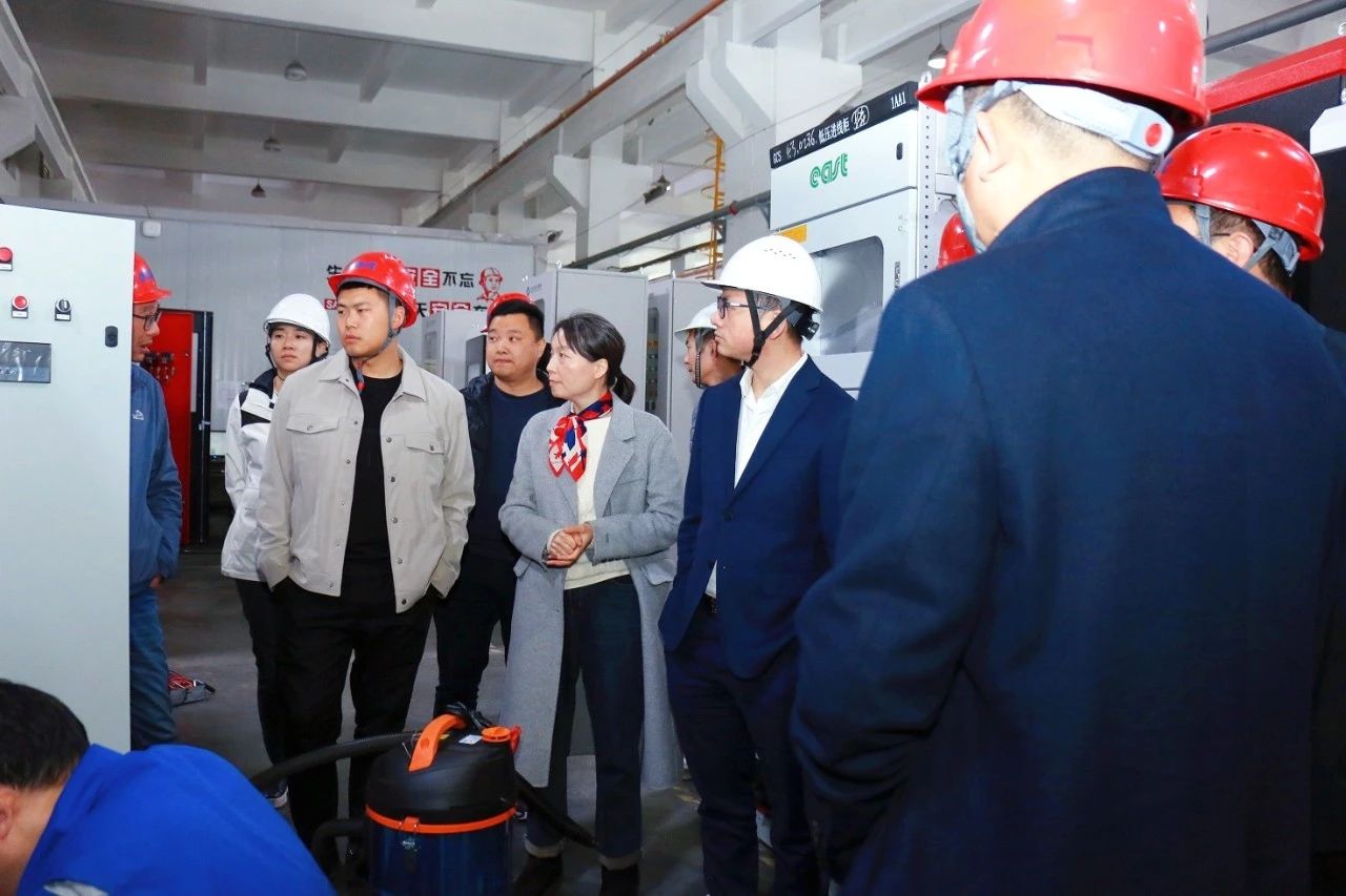 登泰山而謀全局——東方泵業(yè)2025年中營銷會議吹響攻堅號角