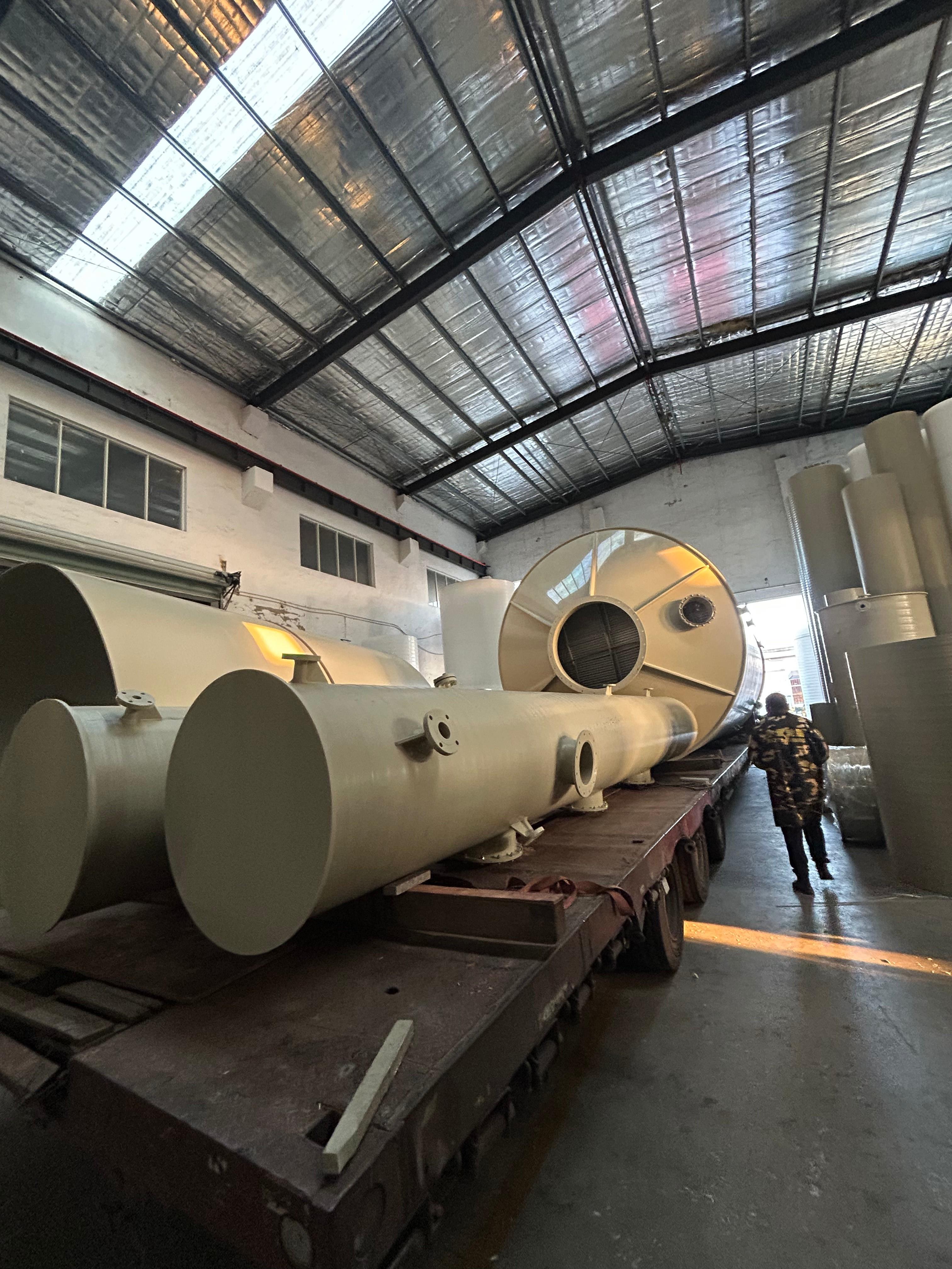 【行業(yè)動態(tài)】匠心制造，使命必達(dá)&mdash;恒暉瑞環(huán)保的PPH儲罐及噴淋塔順利發(fā)貨